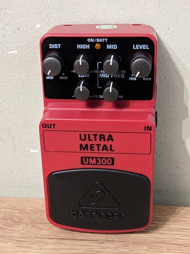 Faulty behringer um300 - faulty,