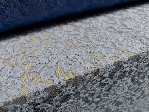 Floral lace fabric with
