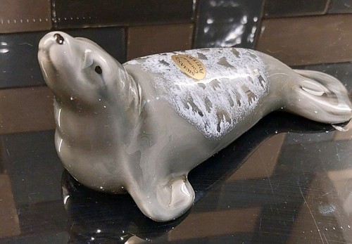 Grey seal made swanson - grey,