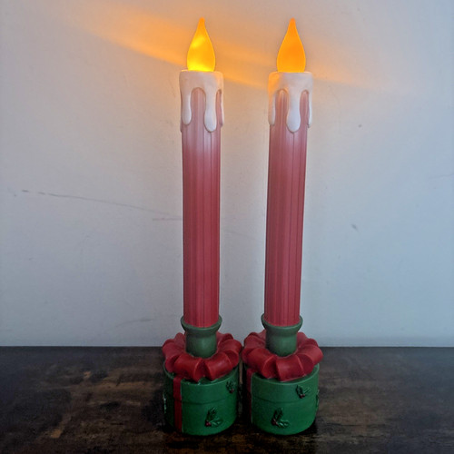 Pair christmas light up - of,