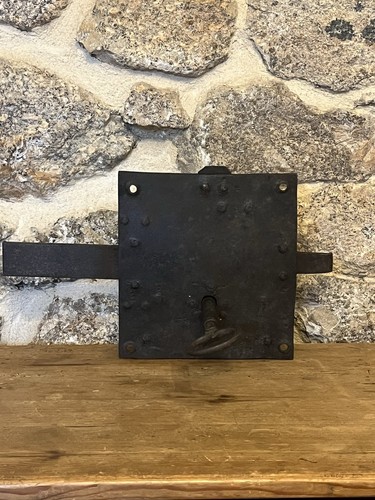 Antique door lock - door, with