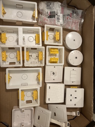 Mixed electrical accessories - mixed,