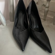 Zara Women's Black Court Size