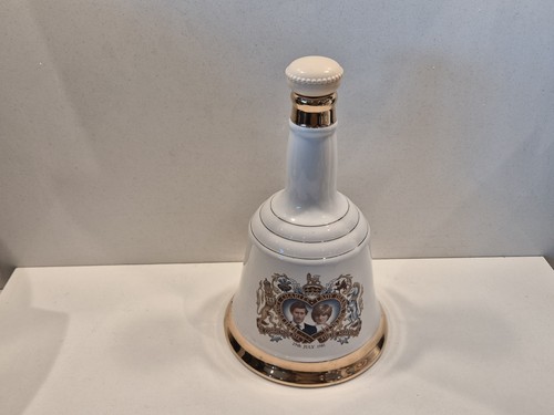 Vintage bells whisky - bells,