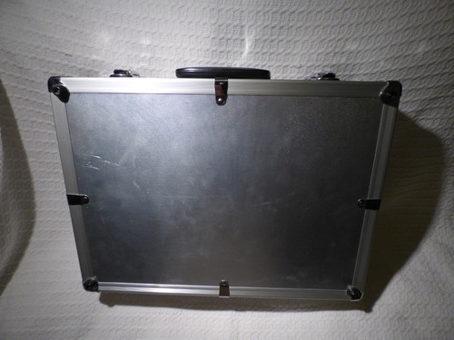 Vintage aluminium flight - aluminium, case