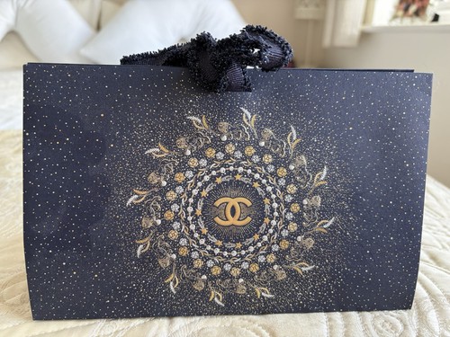 Chanel gift box limited - gift,