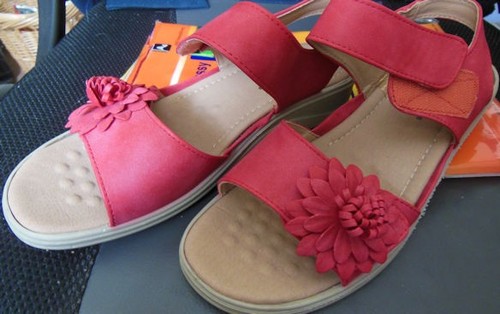 Ladies read cushion walk - ladies,