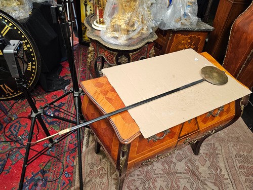 Antique pendulum for quarter - for,