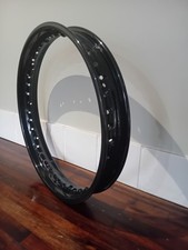 Triumph T140  18" rear wheel rim disc type hub unused powdercoated