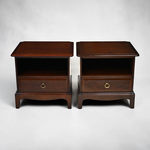 Pair stag minstrel - stag,