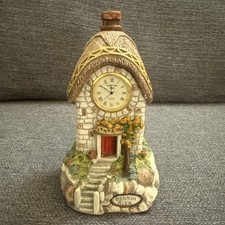 Memory Lane Cottages by Peter