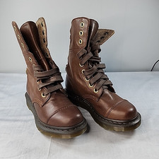 Dr Martens Triumph Aimilita