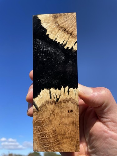 Stabilised live edge acacia - stabilised,