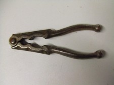 Vintage nut crackers - ,