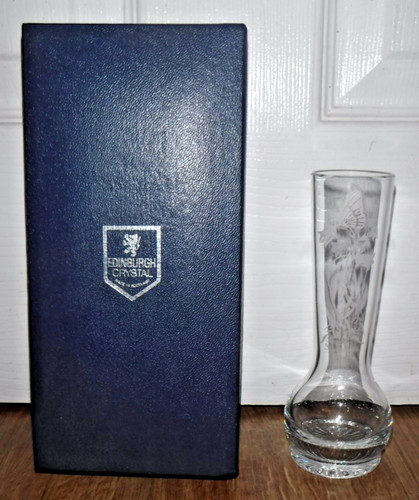 Edinburgh crystal vase - crystal,