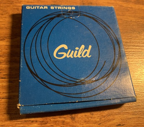 Vintage guild guitar - guild, strings