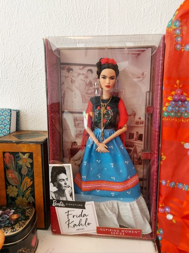Bnib collectible frida kahlo - bnib,