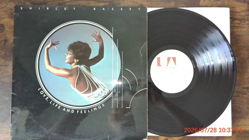 Shirley bassey love life - shirley,