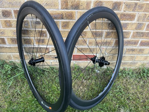 New never ridden giant slr1 - new,