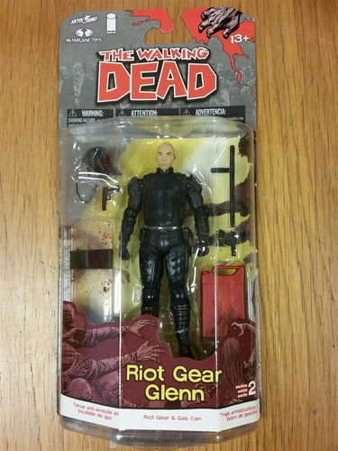 Walking dead riot - walking,