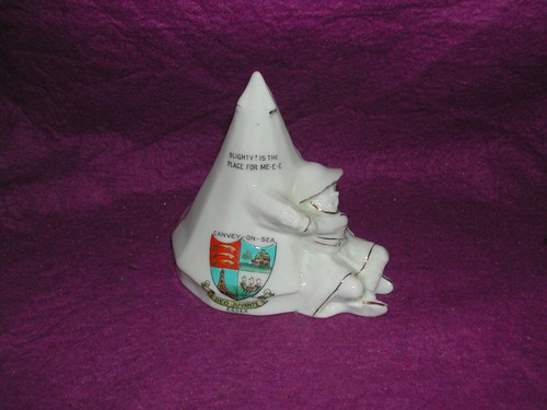 Shelley crested china soldier - crested,