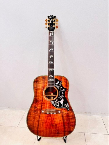 Gibson hummingbird custom koa - hummingbird,