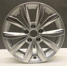 VOLKSWAGEN VW POLO SILVER 15" ALLOY WHEEL RIM SALOU 2G06010258Z8 GENUINE X1
