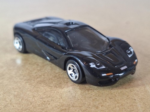 Hot wheels mclaren black - f1,