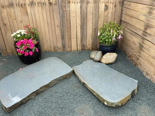 Sawn boulder modern stepping - boulder,