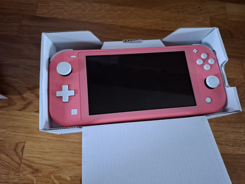 Nintendo switch lite handheld - nintendo,