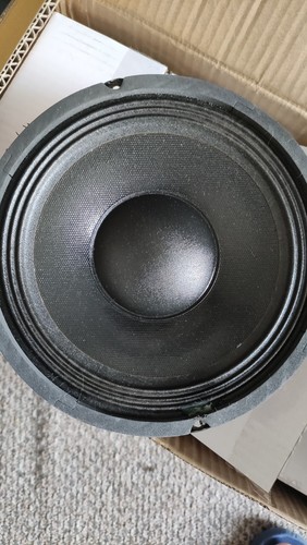 Four sub mid range - 8", sub/mid
