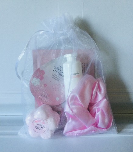 Sakura japan skincare sampler - japan,
