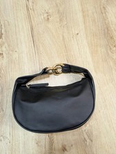 Women's Small Shoulder