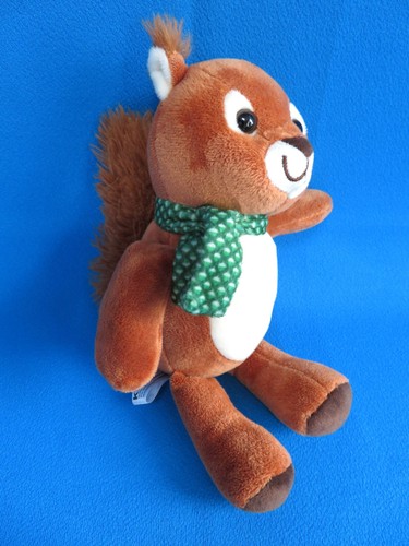 Red squirrel comforter - red,