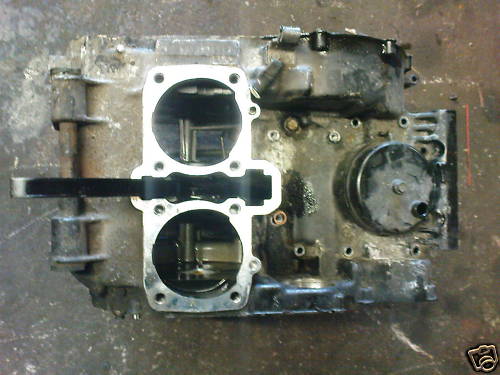Kawasaki gpz500s crank cases - kawasaki,