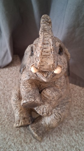Tuskers elephant collection - tuskers,