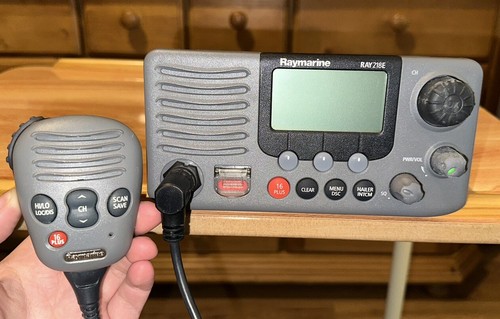 Raymarine ray218e vhf marine - ray218e,