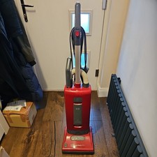 Sebo X1.1 Vacuum Cleaner Red