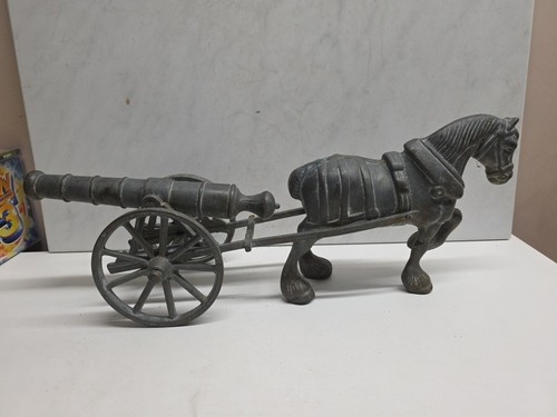 Old brass moveable horse - brass/,