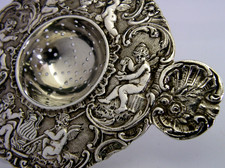 BEAUTIFUL HANAU STERLING SILVER TEA STRAINER CHERUBS CHESTER 1904 CHERUBS