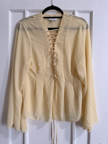Butter yellow blouse xs - h&m,
