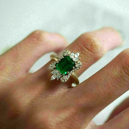 Emerald cut diamond - 3,