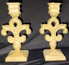 2 Cast Iron Fleur Fluer de Lys