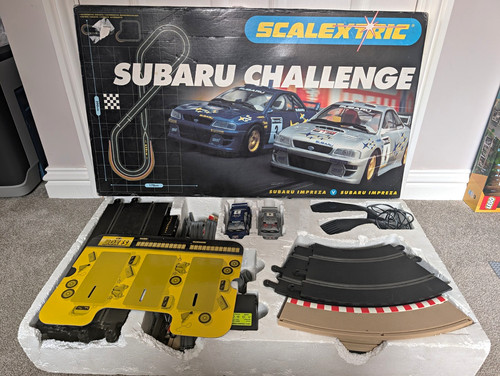 Scalextric analogue subaru - scalextric,