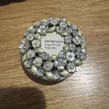 Vintage Past Times Enamal