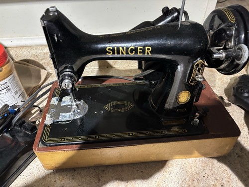 Vintage 1955 singer - 1955,