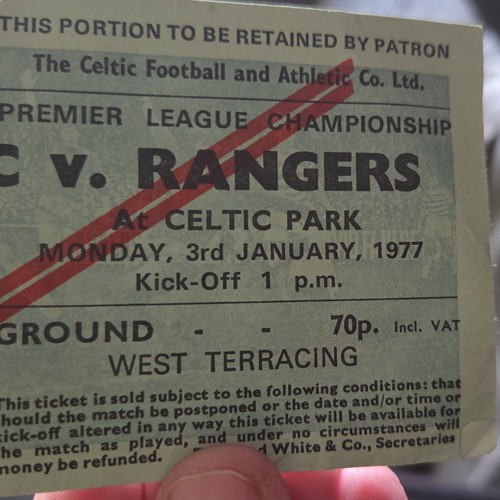 Celtic rangers football - v,