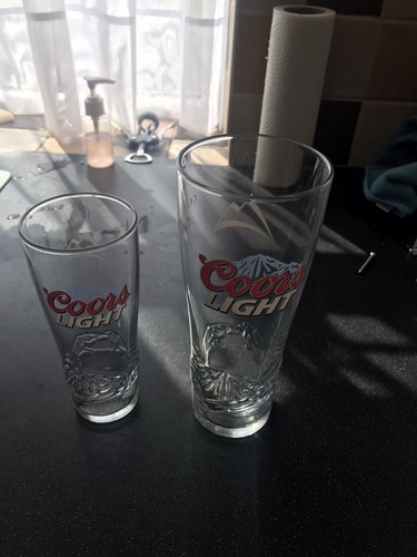 Set coors light beer - of,