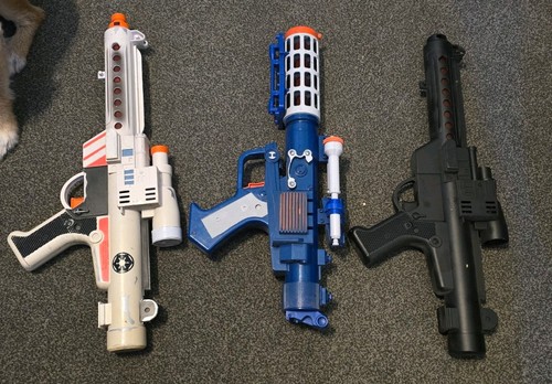 Star wars blasters full size - star,