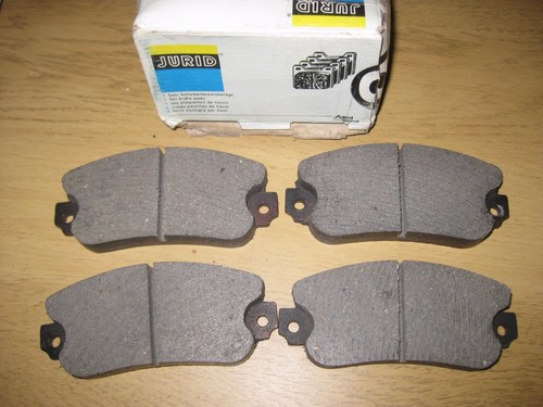Bendix front brake pads - bendix,